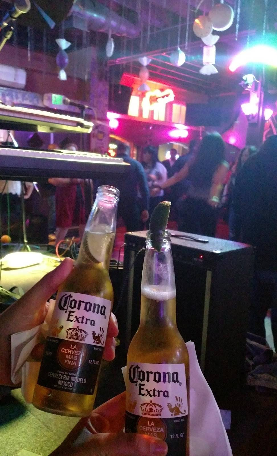 Vinnies Bar & Grill | night club | 2045 Mt Diablo St, Concord, CA 94520, USA | 9256859515 OR +1 925-685-9515