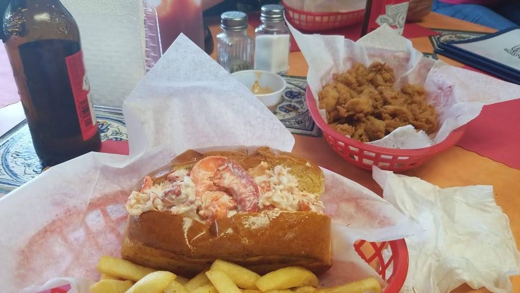 Surry Seafood Co | restaurant | 60 Weld St, Dixfield, ME 04224, USA | 2075629900 OR +1 207-562-9900