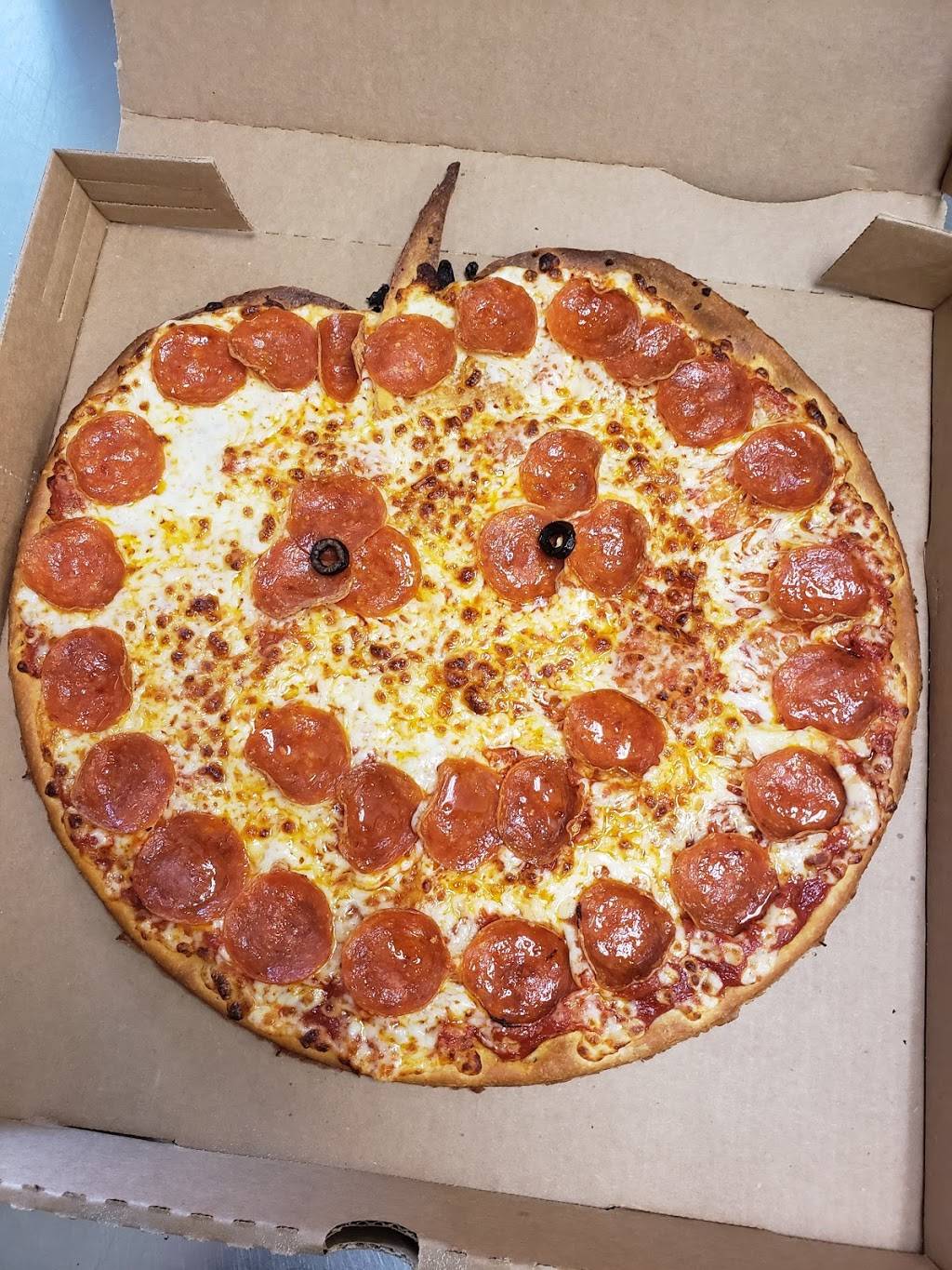 Papa Johns Pizza | restaurant | 2225 Park Rd, Connersville, IN 47331, USA | 7658252214 OR +1 765-825-2214