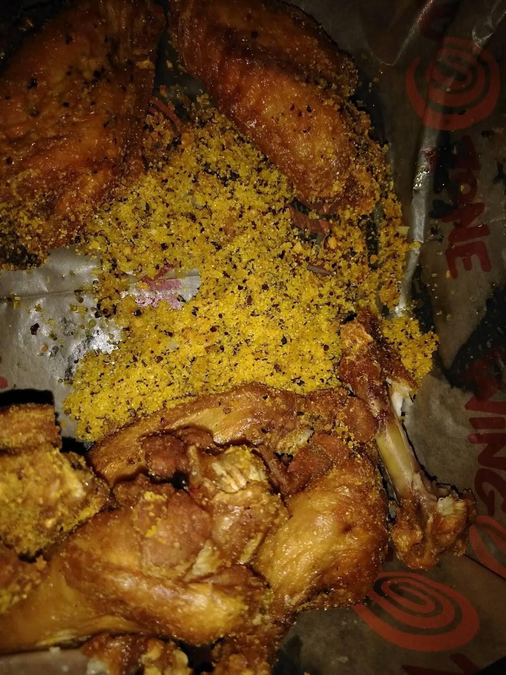 Wing Zone | restaurant | 9605 N Tryon St T, Charlotte, NC 28262, USA | 7047172445 OR +1 704-717-2445