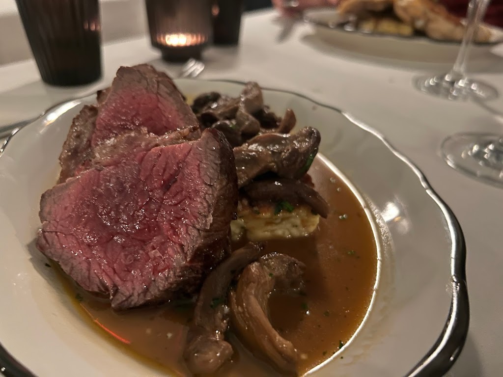 Woodside | restaurant | 24 Midway Square, St Simons Island, GA 31522, USA | 9127718659 OR +1 912-771-8659