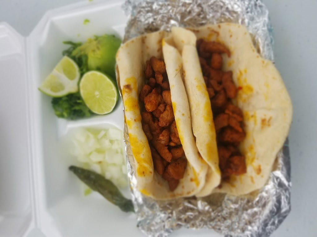 Taqueria Mi Pueblito | meal takeaway | 21 Private Rd 3421, Gonzales, TX 78629, USA | 8304450418 OR +1 830-445-0418