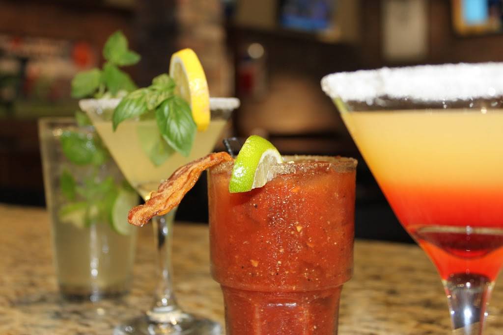 The Half Wall - Port Orange | restaurant | 3770 S Nova Rd, Port Orange, FL 32129, USA | 3867632384 OR +1 386-763-2384