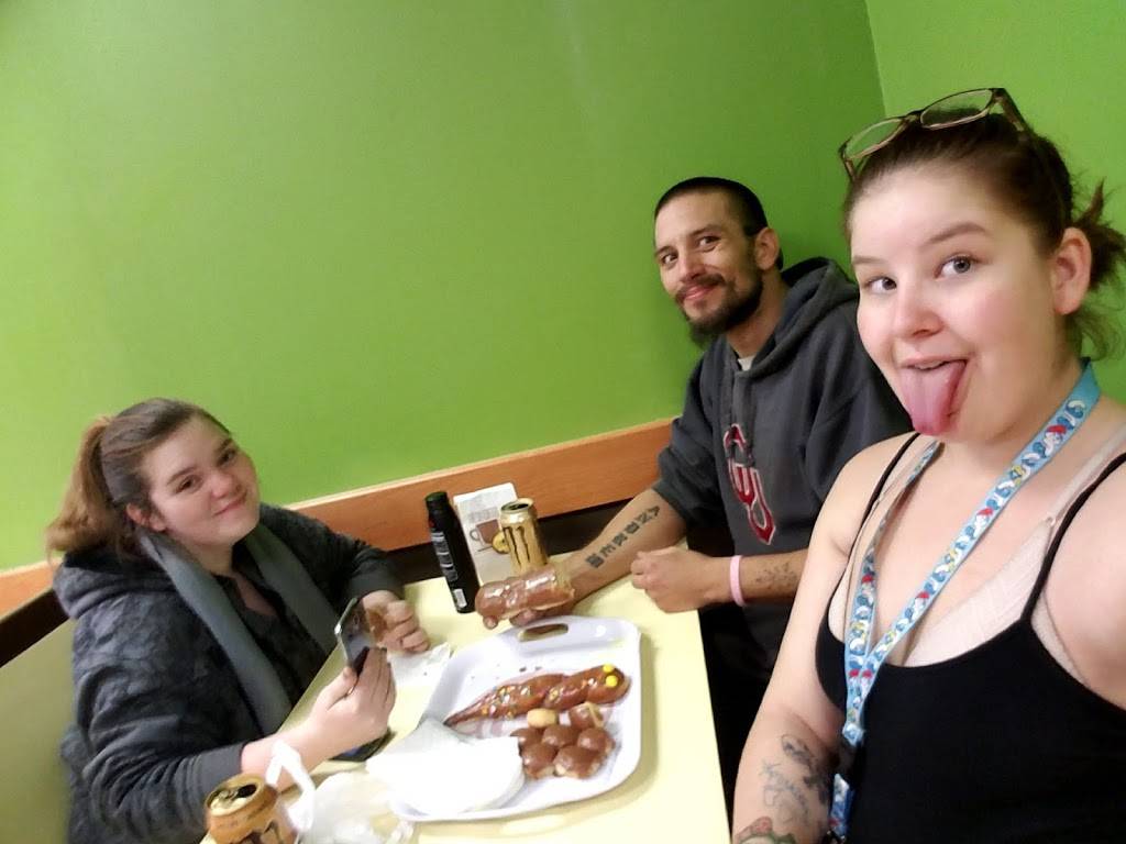 Chickasha Donuts | restaurant | 1621 S 4th St, Chickasha, OK 73018, USA | 4052243400 OR +1 405-224-3400