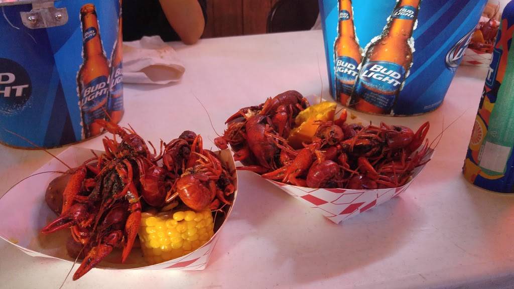 Round Rock Tavern | restaurant | 113 W Main St, Round Rock, TX 78664, USA | 5122559777 OR +1 512-255-9777