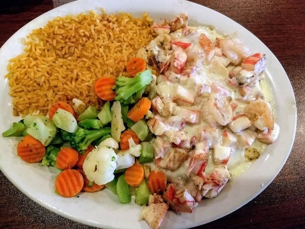El Nopal | restaurant | 12418 La Grange Rd suite 120, Louisville, KY 40245, USA | 5022431301 OR +1 502-243-1301