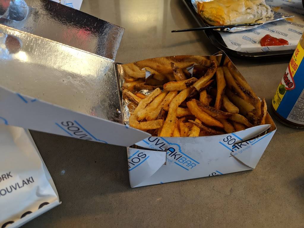 Souvlaki Bar Leesburg | restaurant | 9 Catoctin Cir SW, Leesburg, VA 20175, USA | 7037797304 OR +1 703-779-7304