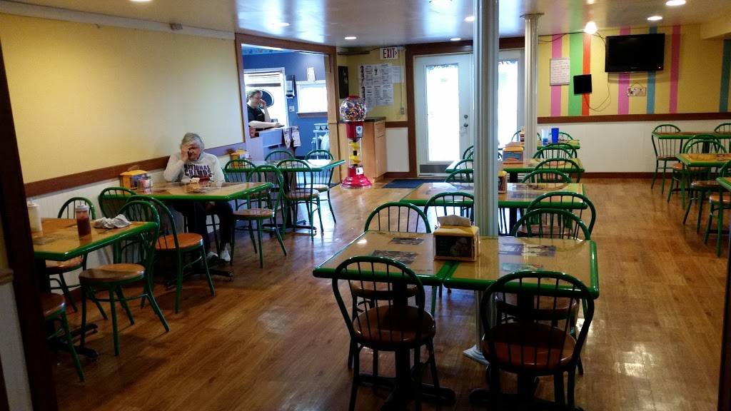 The Bulldog Cafe | restaurant | 404 W Vine St, Edgerton, OH 43517, USA | 4192983630 OR +1 419-298-3630