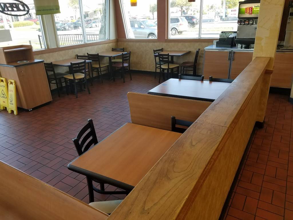 Subway Restaurants | restaurant | 1416 N Story Rd, Irving, TX 75061, USA | 9723130553 OR +1 972-313-0553