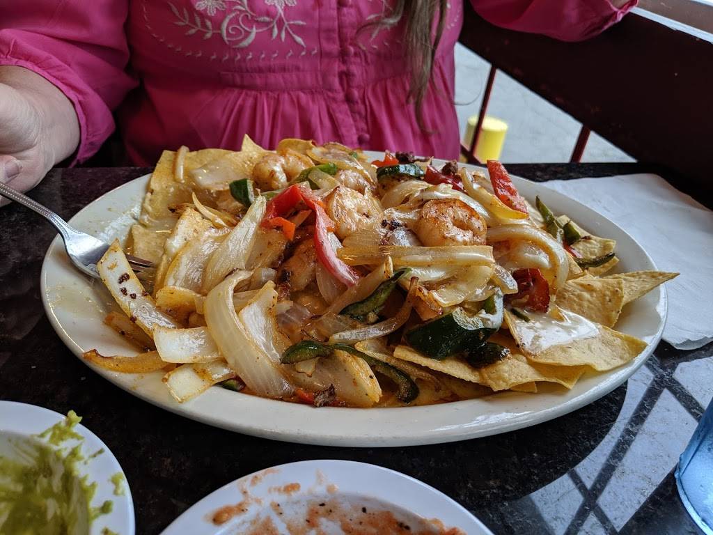 Mariachi’s II Mexican Restaurant | restaurant | 4625 Gravois Ave, St. Louis, MO 63116, USA | 3143531571 OR +1 314-353-1571