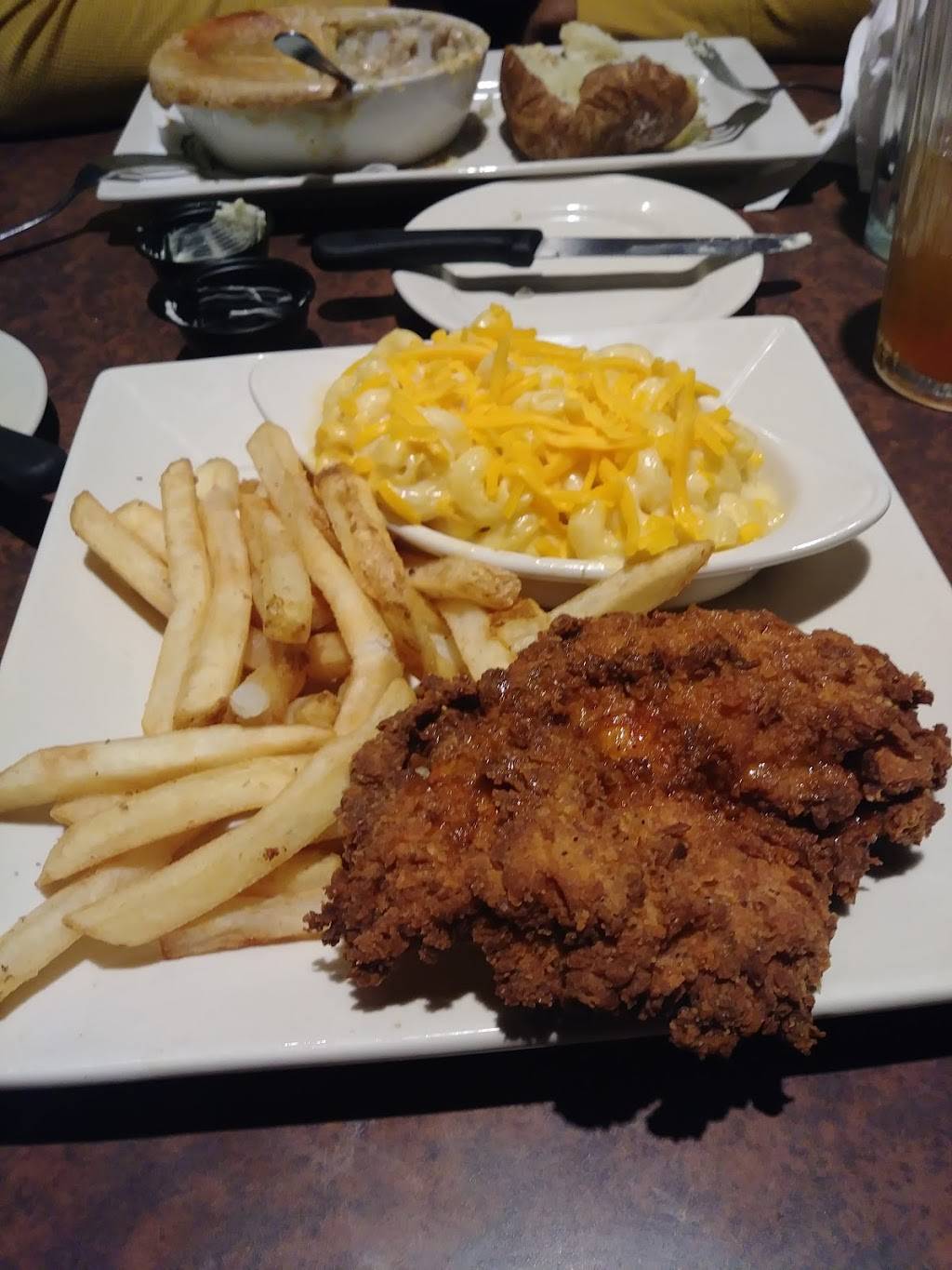 OCharley’s Restaurant & Bar | restaurant | 123 N Arlington St, Salisbury, NC 28144, USA | 7046369445 OR +1 704-636-9445