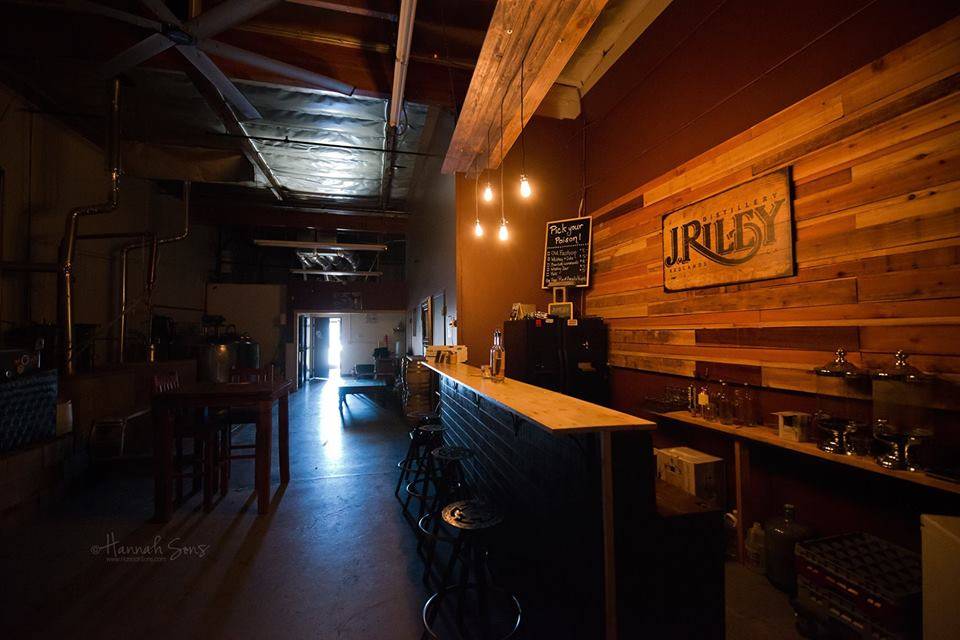 J. Riley Distillery | restaurant | 721 Nevada St #206B, Redlands, CA 92373, USA | 9097920510 OR +1 909-792-0510