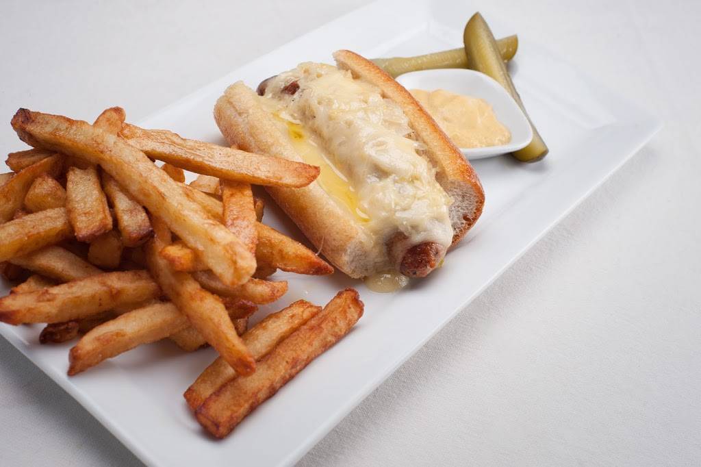 Nikosi Bistro Pub | restaurant | 721 Chemin Riverside, Wakefield, QC J0X 3G0, Canada | 8194593773 OR +1 819-459-3773