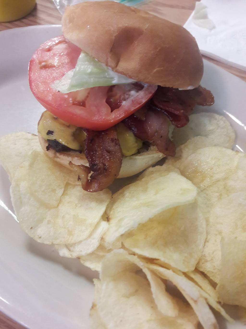 Rustic Diner | restaurant | 3729 Front St #8673, Barnum, MN 55707, USA | 2183896084 OR +1 218-389-6084