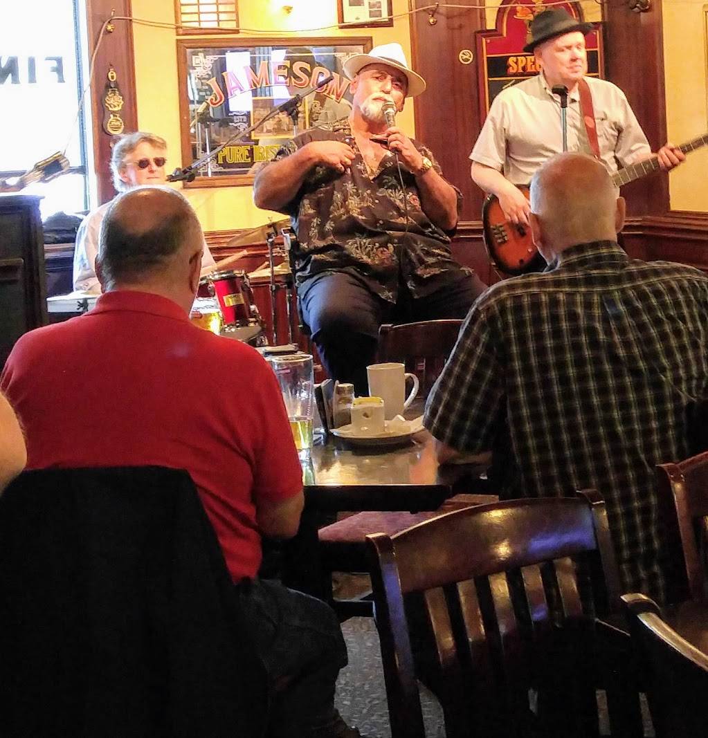 abbey arms pub | restaurant | 481 North Service Rd W, Oakville, ON L6M 2V6, Canada | 9058251109 OR +1 905-825-1109