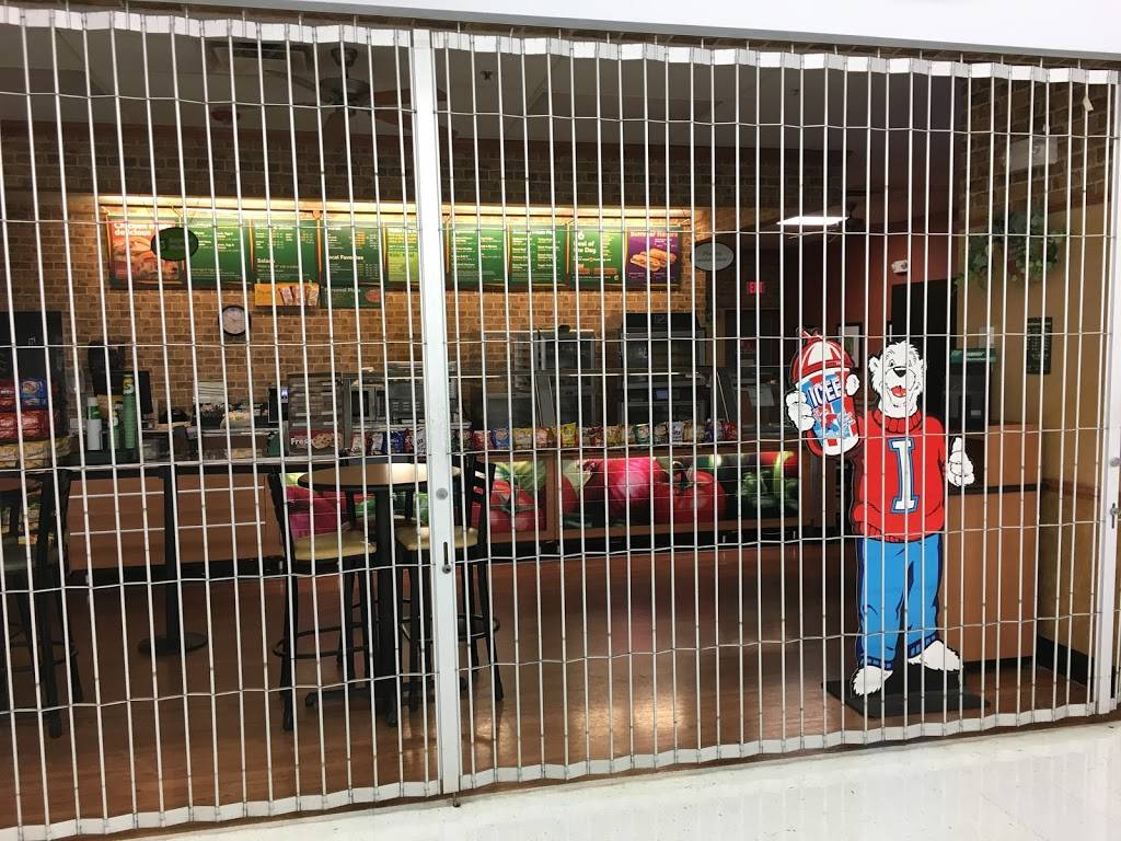 Subway Restaurants | restaurant | 2775 Dorchester Square, Cambridge, MD 21613, USA | 4102282756 OR +1 410-228-2756