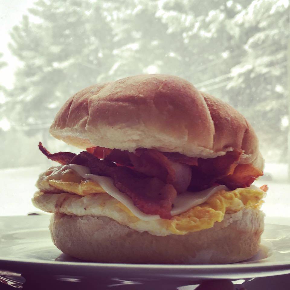 DellOvos Kitchen | restaurant | 257 Shrewsbury St, Worcester, MA 01604, USA | 5087911899 OR +1 508-791-1899