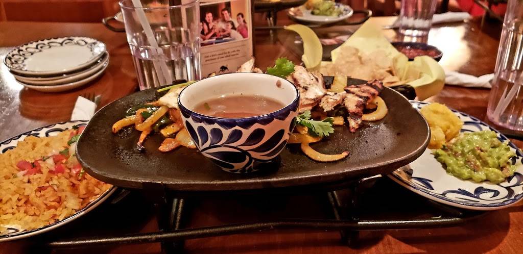 El Torito | restaurant | 6040 Canoga Ave, Woodland Hills, CA 91367, USA | 8183481767 OR +1 818-348-1767