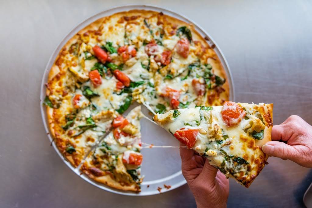 A Casa Pizza | restaurant | 4007 West Chester Pike, Newtown Square, PA 19073, USA | 6103564099 OR +1 610-356-4099