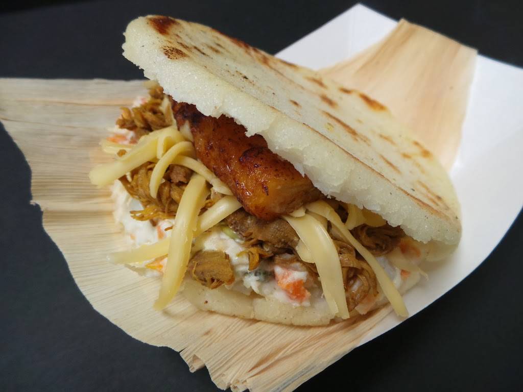 Latin Fork Arepas Bistro | restaurant | 1016 Buenaventura Blvd, Kissimmee, FL 34743, USA | 4073441940 OR +1 407-344-1940