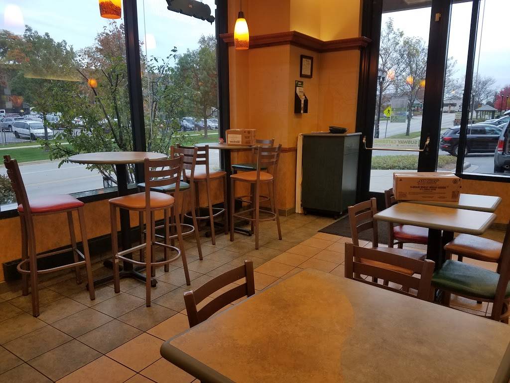 Subway Restaurants | restaurant | 220 N Smith St, Palatine, IL 60067, USA | 8473581313 OR +1 847-358-1313