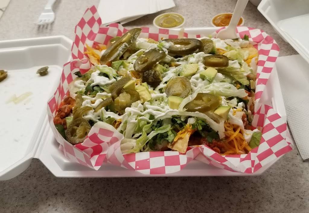 El Patrón Mexican Restaurante | restaurant | 4600 W Kellogg Dr, Wichita, KS 67209, USA | 3163587903 OR +1 316-358-7903