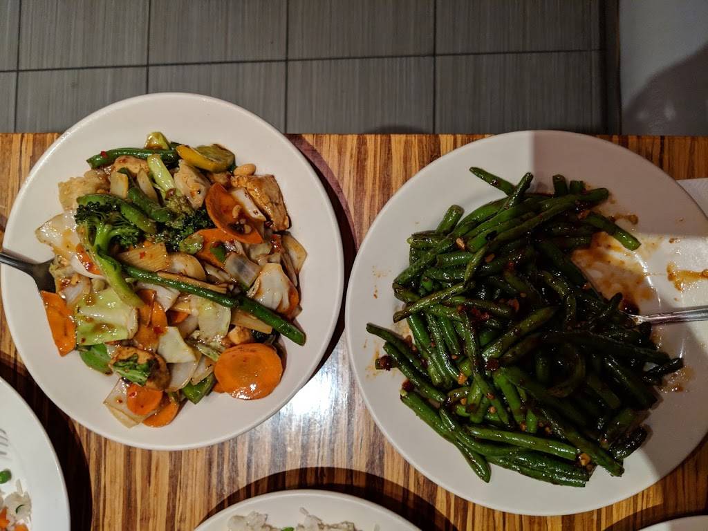 Henrys Hunan | restaurant | 1708 Church St, San Francisco, CA 94131, USA | 4158269189 OR +1 415-826-9189