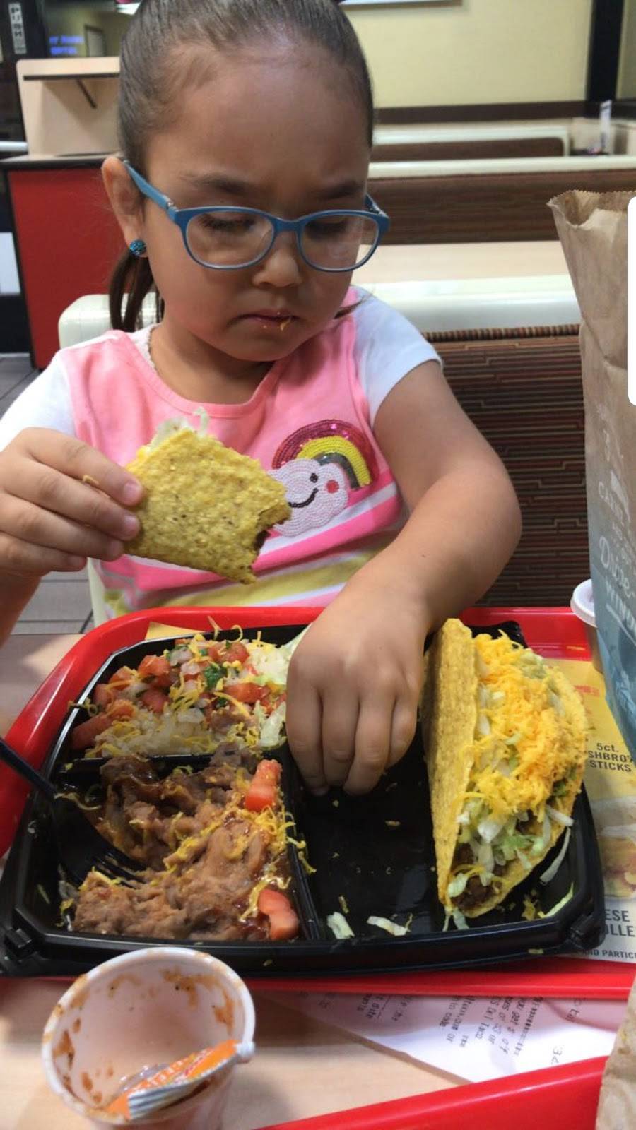 Del Taco | meal takeaway | 900 S Val Vista Dr, Gilbert, AZ 85296, USA | 4805588334 OR +1 480-558-8334