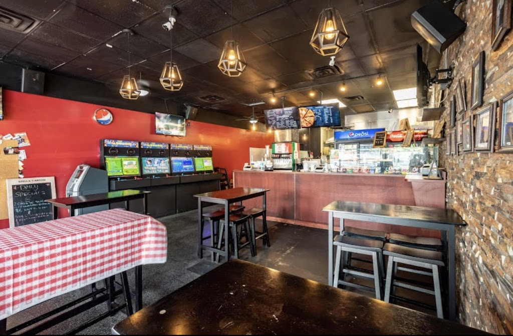 Lorenzo’s Pizzeria | restaurant | 1013 N Federal Hwy, Fort Lauderdale, FL 33304, USA | 9549443300 OR +1 954-944-3300