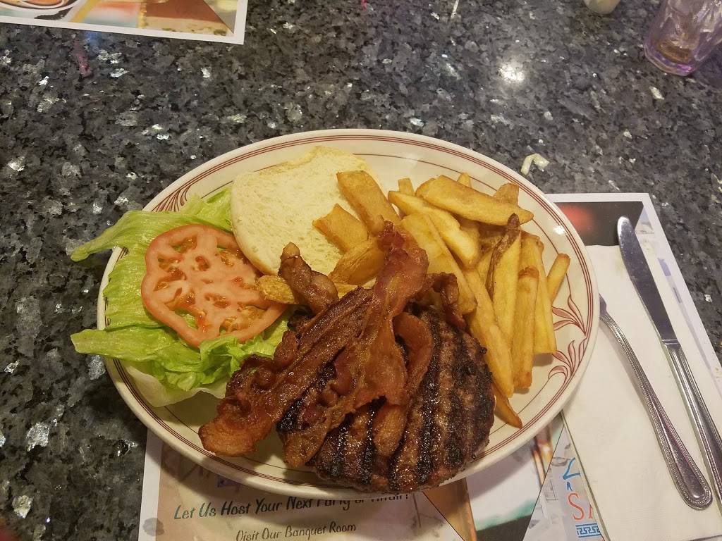 Colonnade Diner | restaurant | 2001 Hylan Blvd, Staten Island, NY 10306, USA | 7183512900 OR +1 718-351-2900