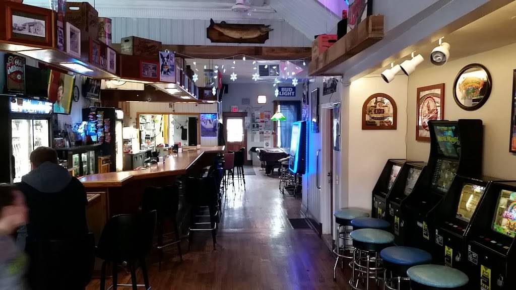 Rachel & Rays Pub/Hotel Blanchard | restaurant | 308 S Main St, Blanchardville, WI 53516, USA | 6085234888 OR +1 608-523-4888