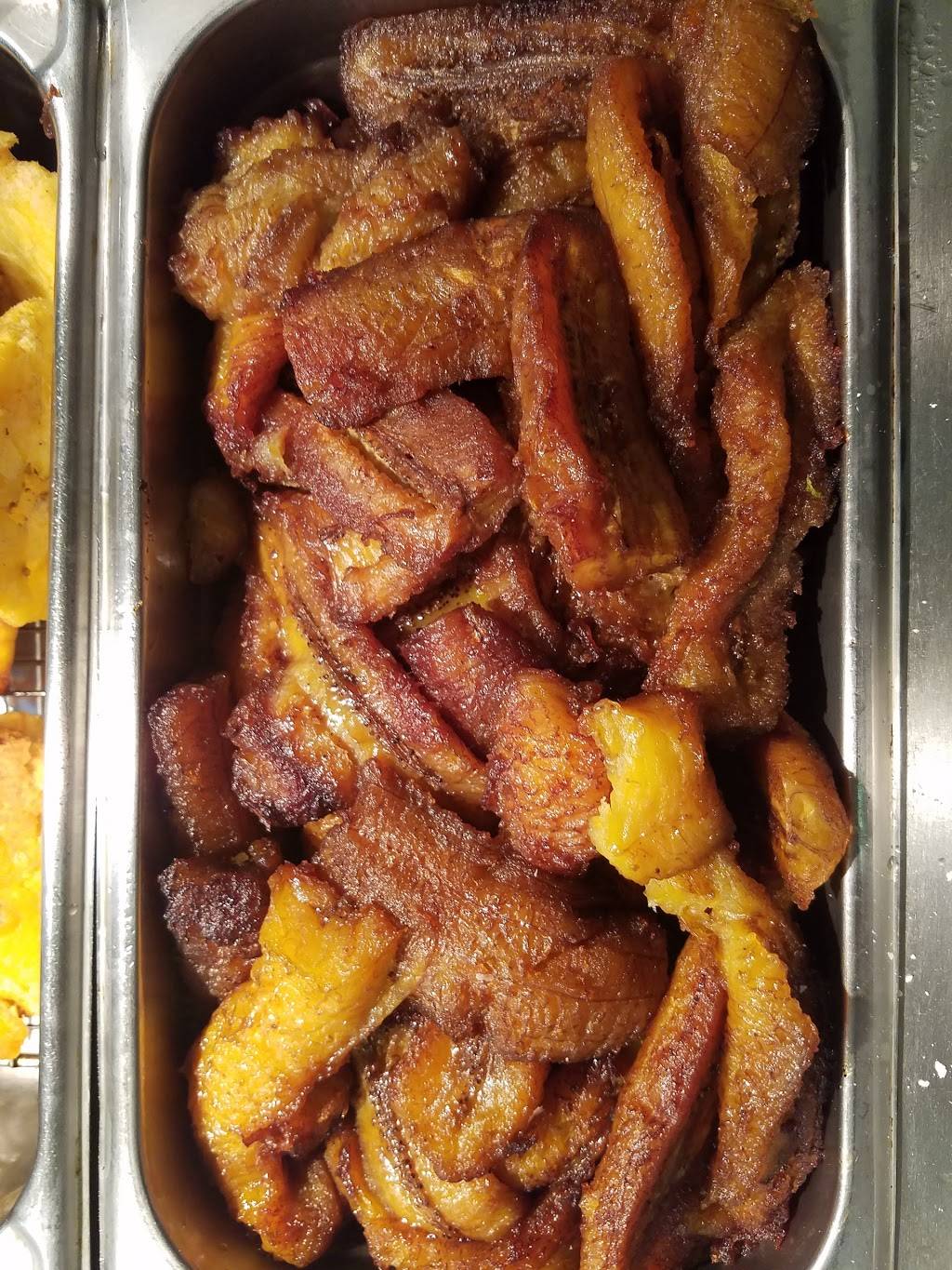 La Familia Latin Hot Food & Grocery | restaurant | 120 E Brandon Blvd, Brandon, FL 33511, USA | 8136610210 OR +1 813-661-0210