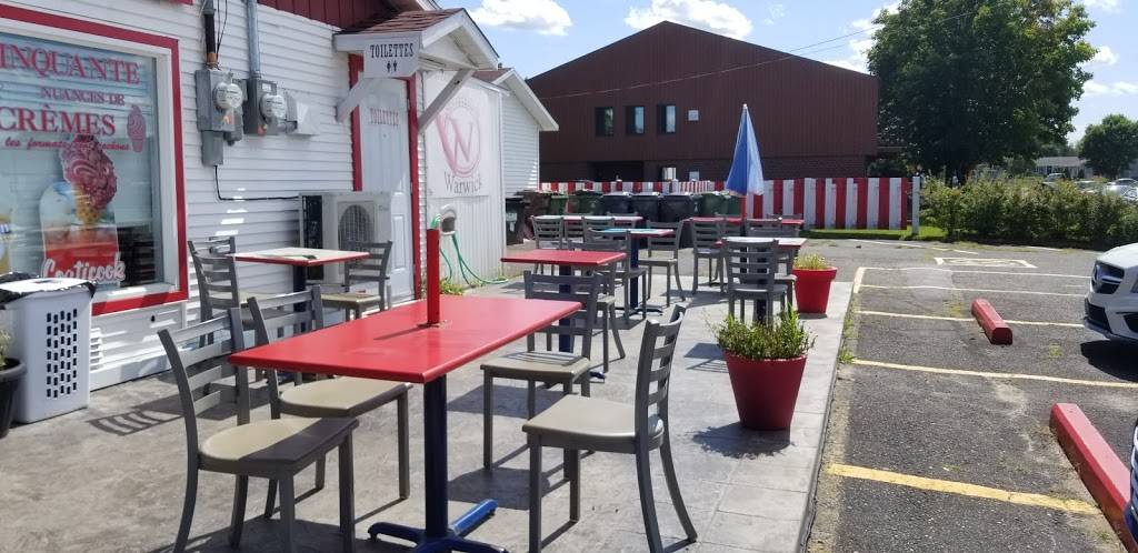 Cantine W | restaurant | 67 Rue de lHôtel de Ville, Warwick, QC J0A 1M0, Canada | 8193585020 OR +1 819-358-5020