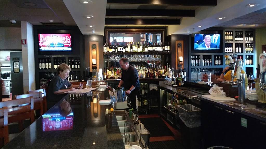 Carrabbas Italian Grill | restaurant | 10408 E Independence Blvd, Matthews, NC 28105, USA | 7048440464 OR +1 704-844-0464