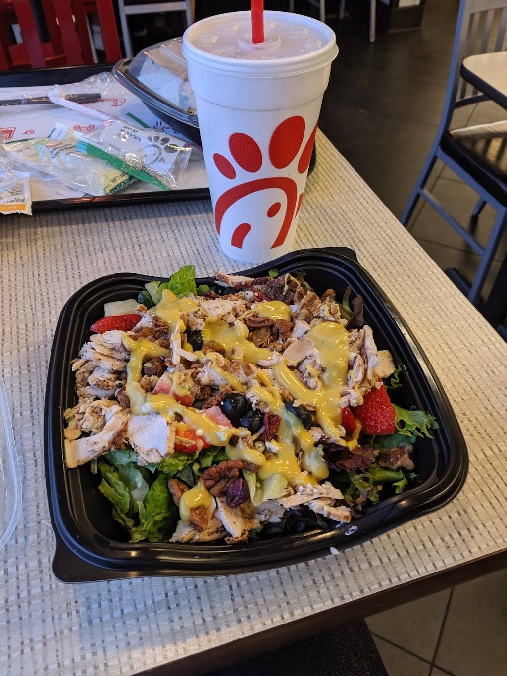 Chick-fil-A | restaurant | 4802 Valley View Blvd NW, Roanoke, VA 24012, USA | 5403629064 OR +1 540-362-9064