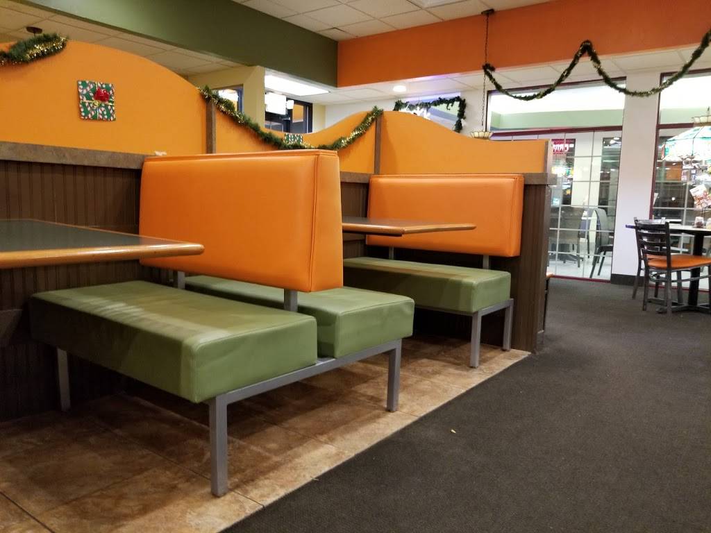 A&W Restaurant | restaurant | 1012 Stand Rock Rd, Wisconsin Dells, WI 53965, USA | 6082537625 OR +1 608-253-7625