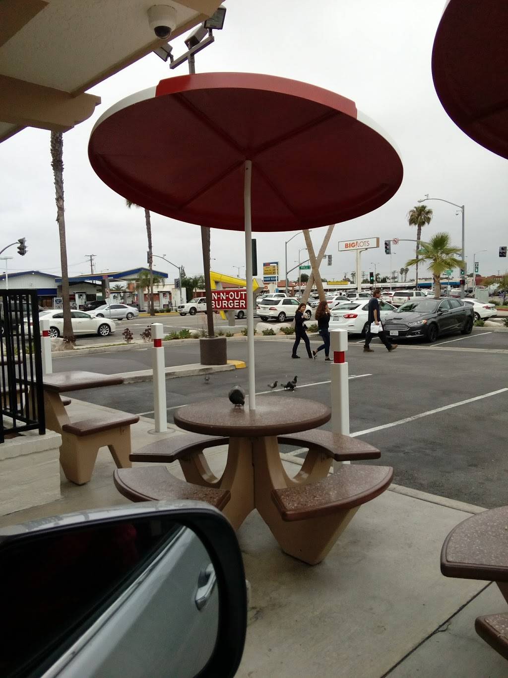 In-N-Out Burger | restaurant | 6292 Westminster Blvd, Westminster, CA 92683, USA | 8007861000 OR +1 800-786-1000