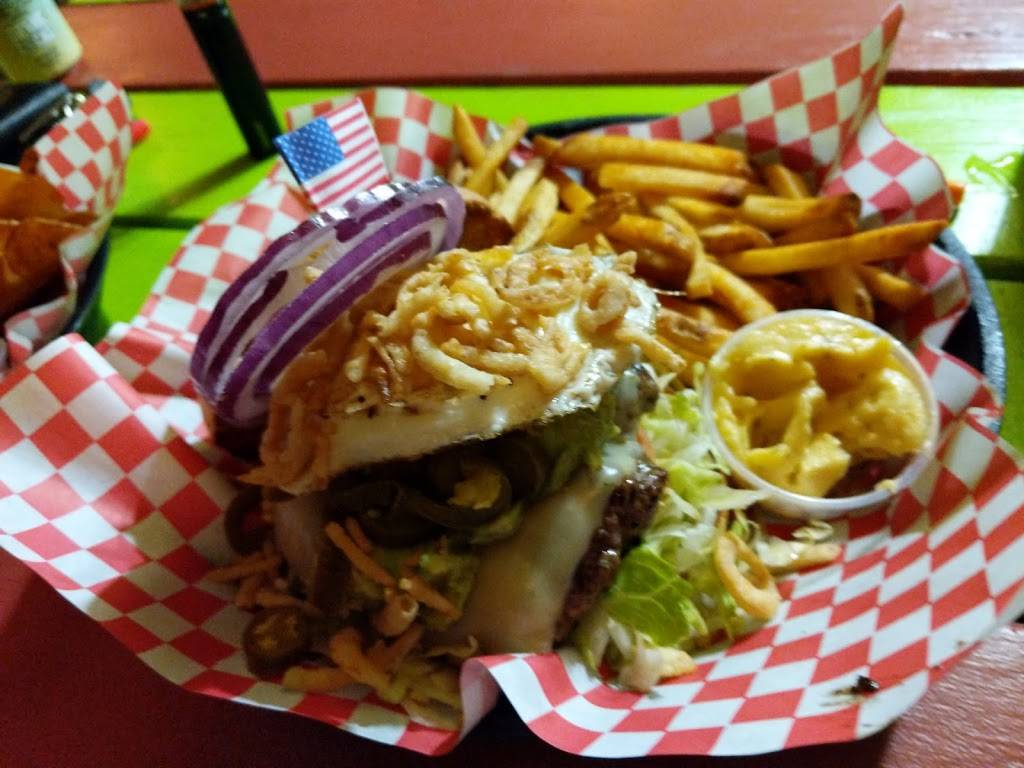 Edelweiss Burger | restaurant | 1365 Estero Blvd, Fort Myers Beach, FL 33931, USA | 2392338305 OR +1 239-233-8305