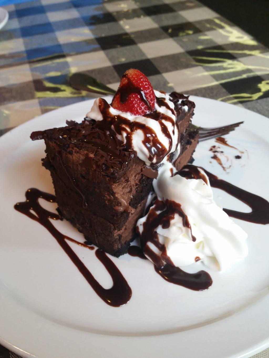 Valentino Italian Cuisine | restaurant | 211 N Walnut St, Crawfordsville, IN 47933, USA | 7653072329 OR +1 765-307-2329