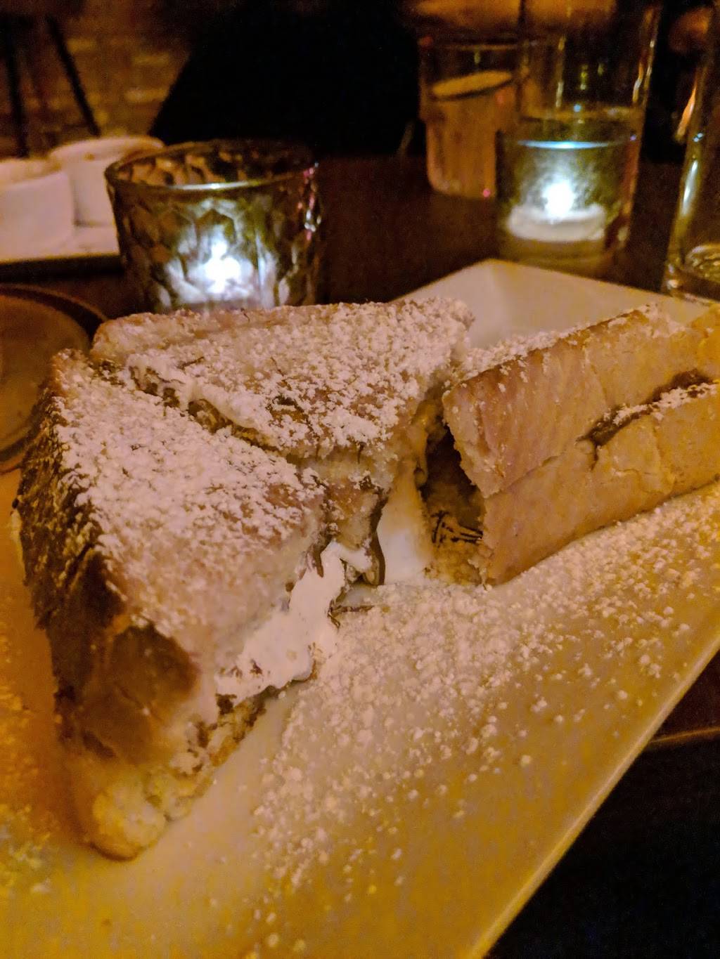 Blind Barber | night club | 948 W Fulton Market, Chicago, IL 60607, USA | 3124059929 OR +1 312-405-9929