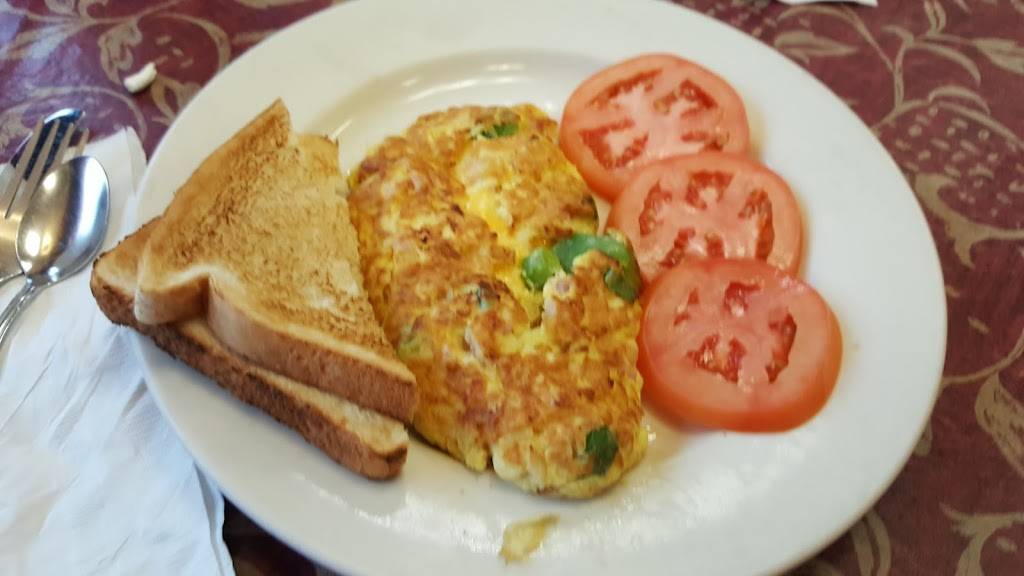 Golden Egg Pancake House | restaurant | 305 N Nappanee St, Elkhart, IN 46514, USA | 5742666400 OR +1 574-266-6400