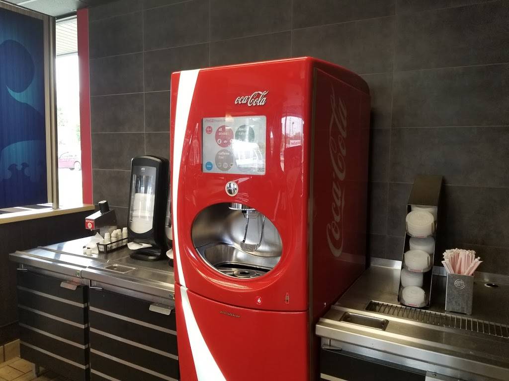 Burger King | restaurant | 6000 Memphis Ave, Cleveland, OH 44144, USA | 2163981771 OR +1 216-398-1771