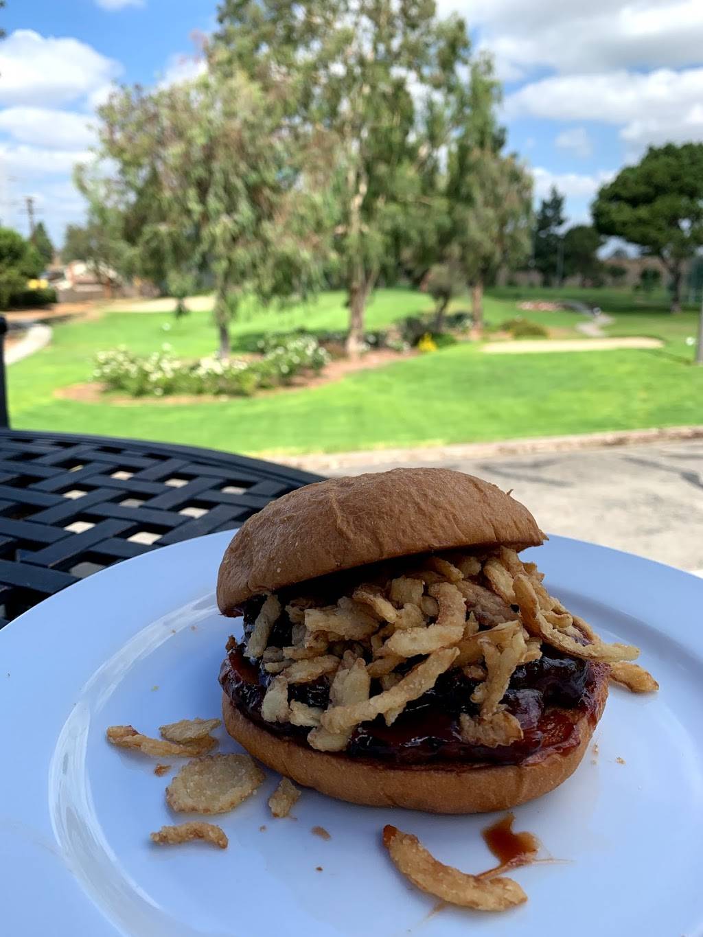 Dos Rios Tavern on the Green | restaurant | 3260 Fairway Dr, Pico Rivera, CA 90660, USA | 5628014229 OR +1 562-801-4229