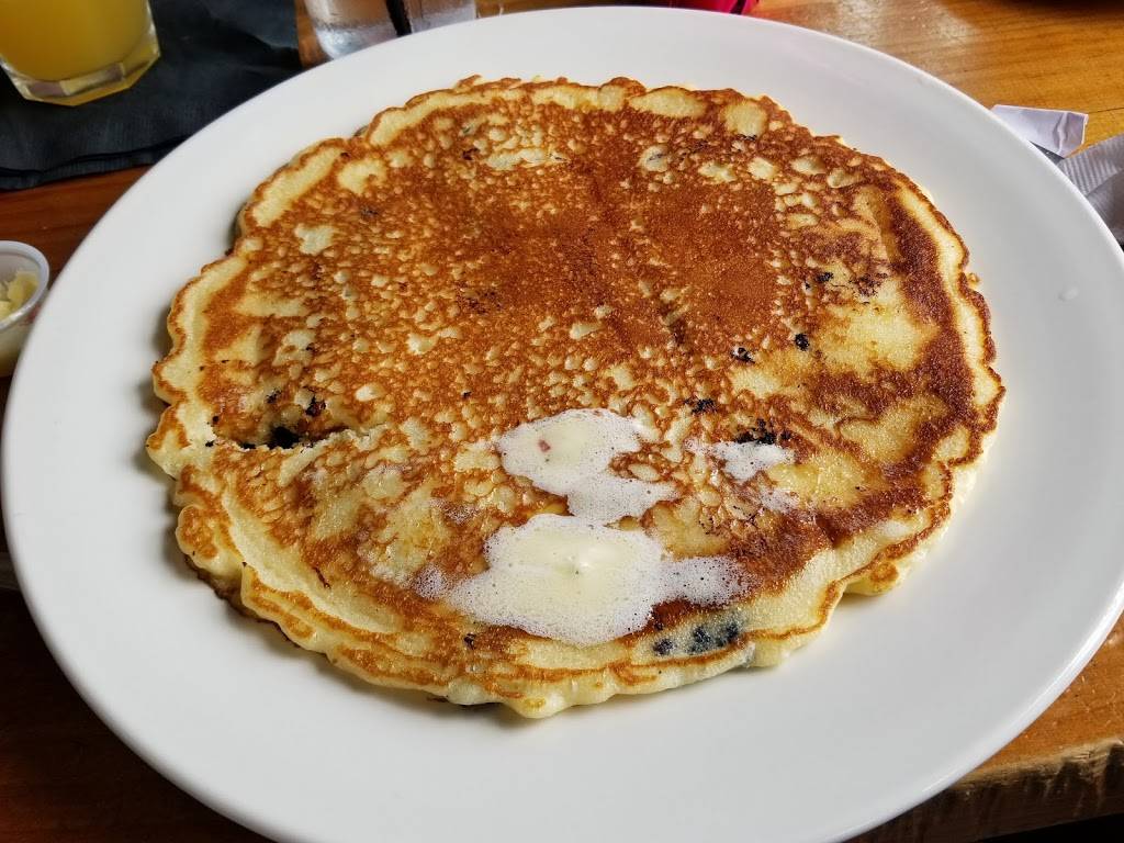 303 Bar and Grill | restaurant | 303 W Davis St, Dallas, TX 75208, USA | 2149423030 OR +1 214-942-3030