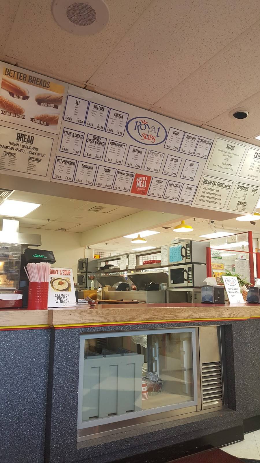 Royal Subs | restaurant | 12908 Minnetonka Blvd, Hopkins, MN 55305, USA | 9529880857 OR +1 952-988-0857