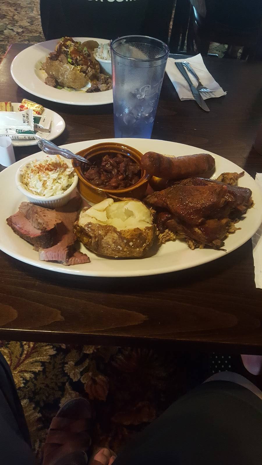 Lone Star BBQ & Grill | restaurant | 408 S 3rd St, St Peter, MN 56082, USA | 5079343314 OR +1 507-934-3314