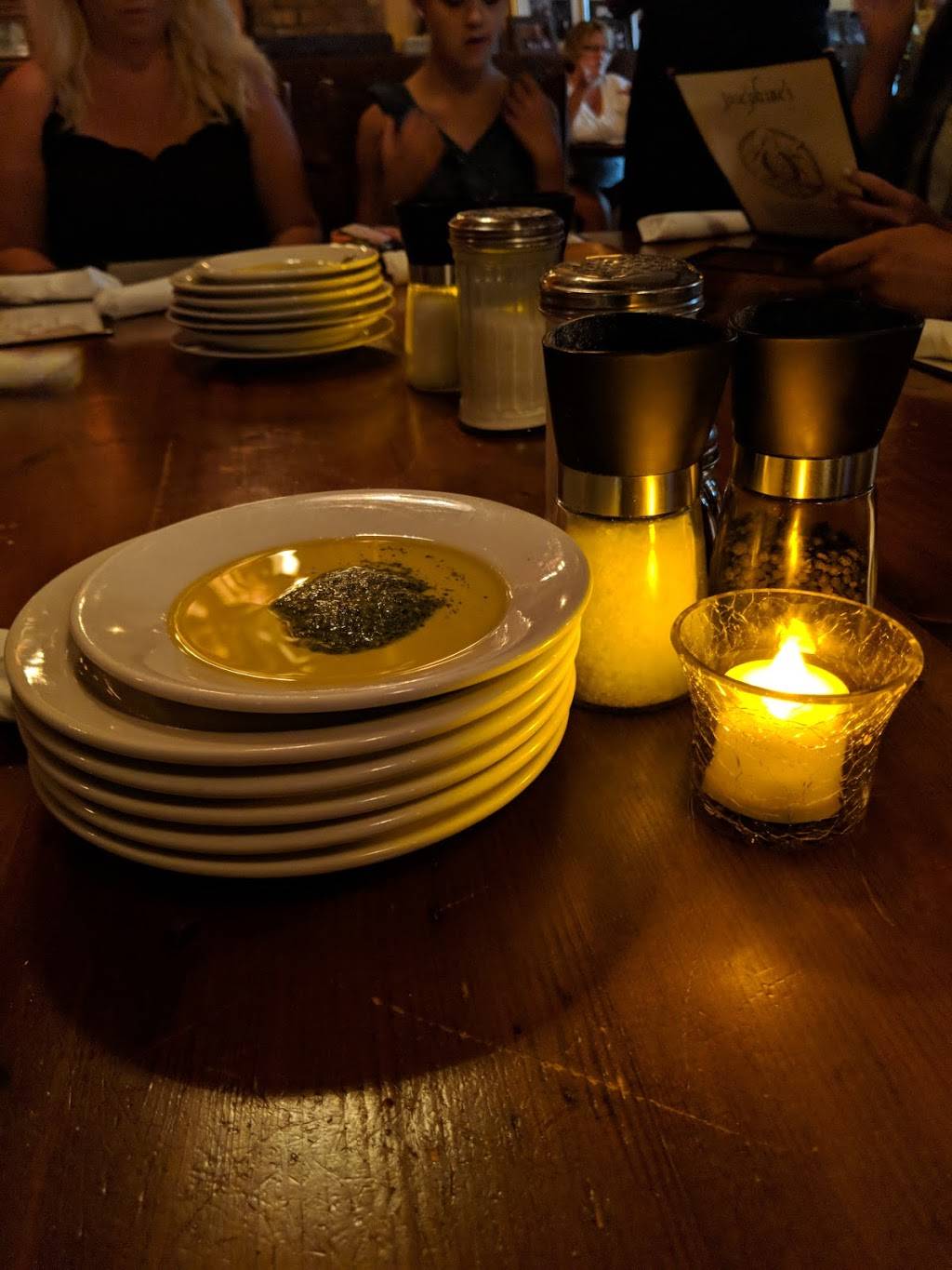 Josephines Sicilian Kitchen | restaurant | 3701 N Croatan Hwy, Kitty Hawk, NC 27949, USA | 2522612669 OR +1 252-261-2669