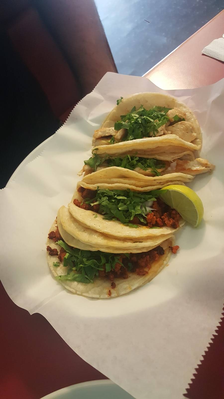 Tacos Martinez | restaurant | 1713 11th St, Monroe, WI 53566, USA | 6083244613 OR +1 608-324-4613