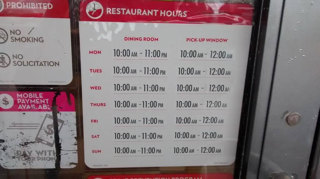 Wendys | restaurant | 393 N Broad St, Fairborn, OH 45324, USA | 9378792371 OR +1 937-879-2371