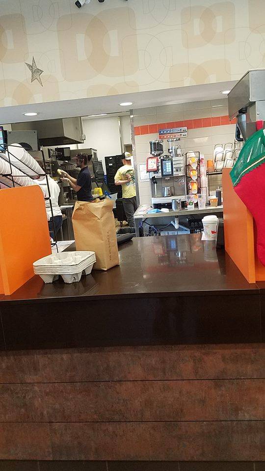 Dunkin Donuts | cafe | 17691 Gunn Hwy, Odessa, FL 33556, USA | 8139204460 OR +1 813-920-4460